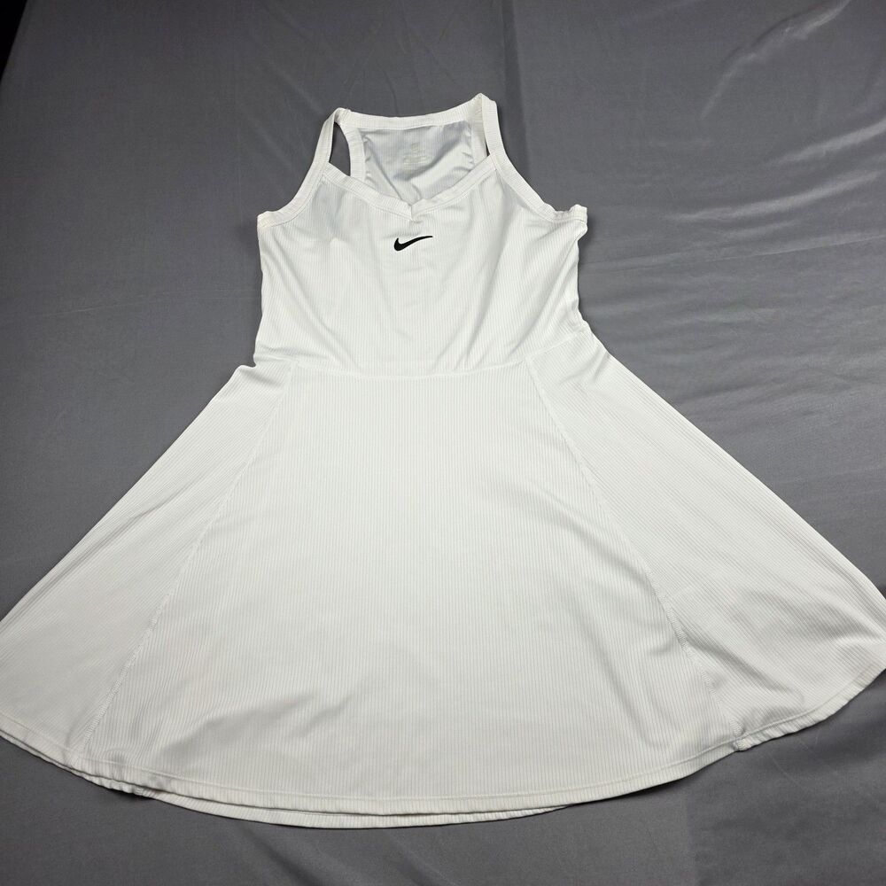 NikeCourt Advantage Women's Dri-FIT Tennis Dress White Size Medium